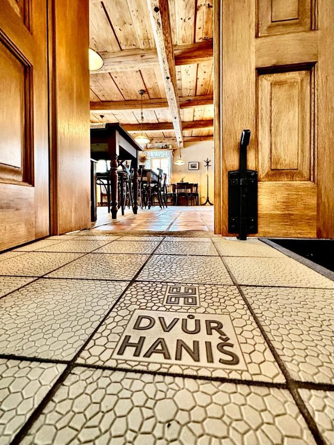 Dvur Hanis - Adults Only - Deti Od 12 Let Marsov nad Metuji Екстериор снимка